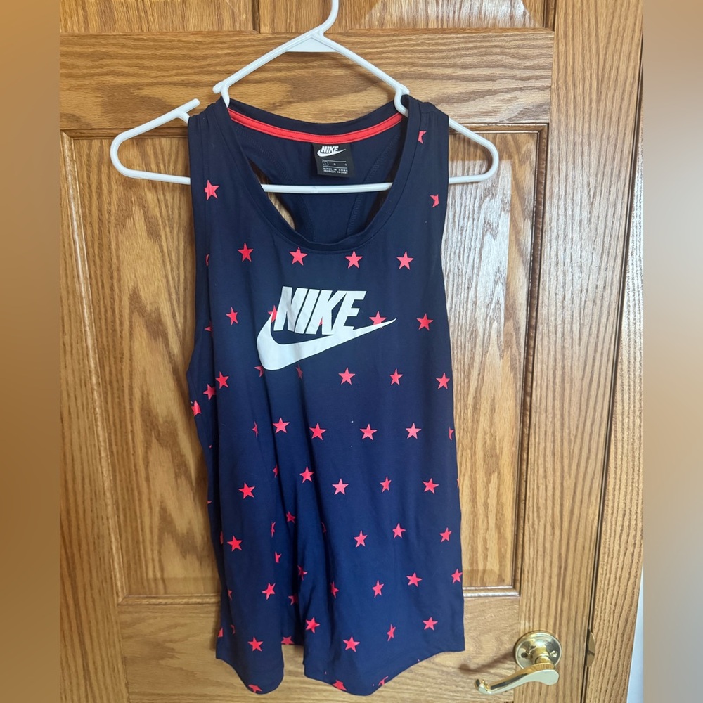 Nike Women’s Americana Tank Top - Large